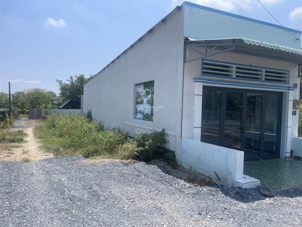 Nhà vườn 1600m có 300m thổ cư (xã hưng long mới) bình chánh, vị trí đường 5m xe ra vào thoải