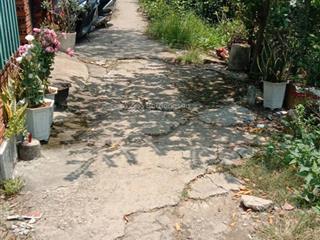 4413m lúa (quy hoạch làng đại học) xã hưng long bình chánh ngang 167m thể hiện đường trên sổ