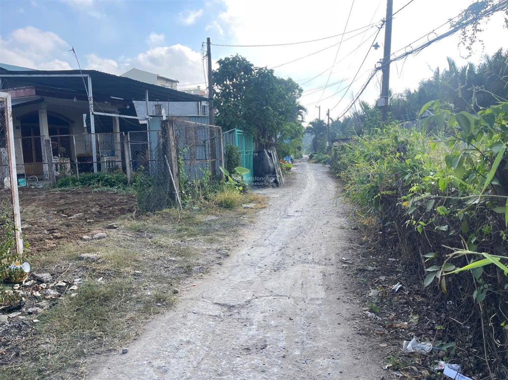 Đường bê tông cách mt ql50 đúng 100m xã đa phước bình chánh dt 1900m2 vườn có 250m thổ cư