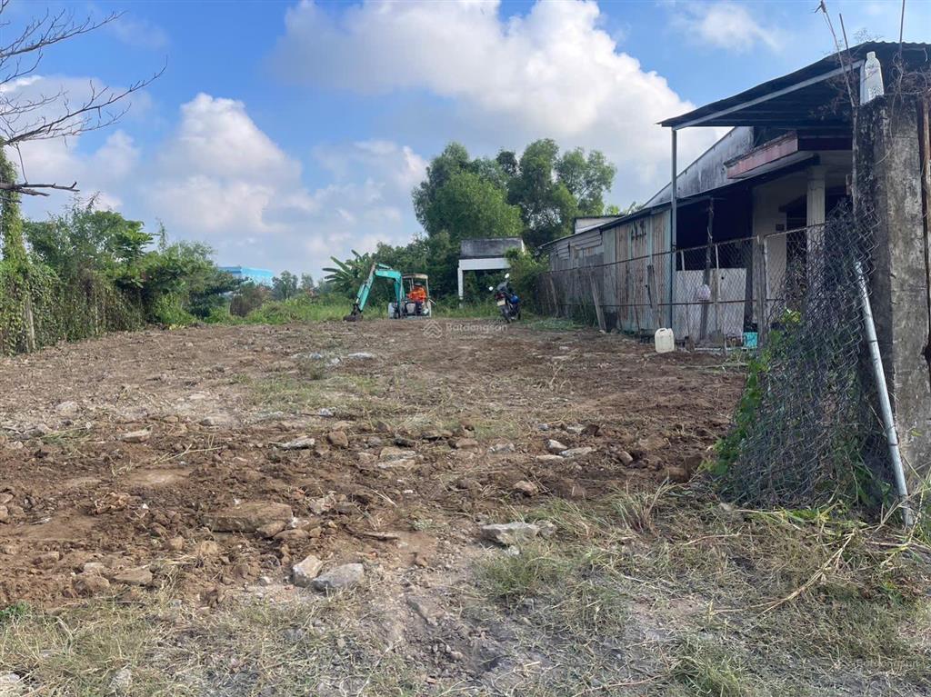 Đường bê tông cách mt ql50 đúng 100m xã đa phước bình chánh dt 1900m2 vườn có 250m thổ cư