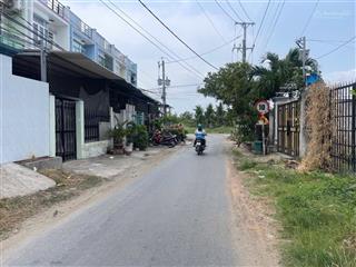 Đất vườn mt đường nhựa xã hưng long bình chánh dt 2400m (ngang 25m dài 95m)