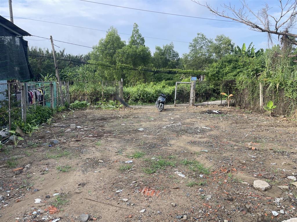 Đường bê tông cách mt ql50 đúng 100m xã đa phước, bình chánh, dt 1990,5m2 có 350m thổ cư
