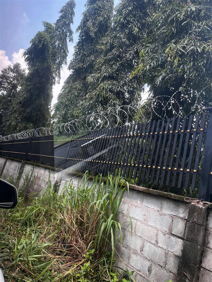 Lô đất vườn có sẵn nhà yến xã phạm văn cội, củ chi dt (25m x 90m) 2000m2 vườn và 300m2 thổ cư