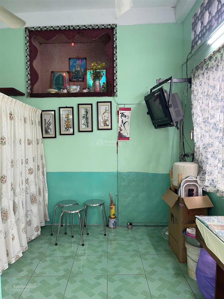 Cần bán nhanh chung cư để vô viện dưỡng lão diện tích 29,5 m2 tầng 1, ngay góc 2 mặt tiền đường