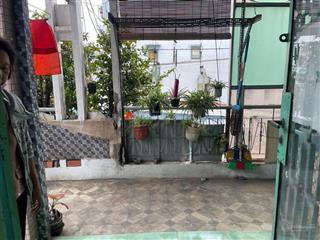 Cần bán nhanh chung cư để vô viện dưỡng lão diện tích 29,5 m2 tầng 1, ngay góc 2 mặt tiền đường