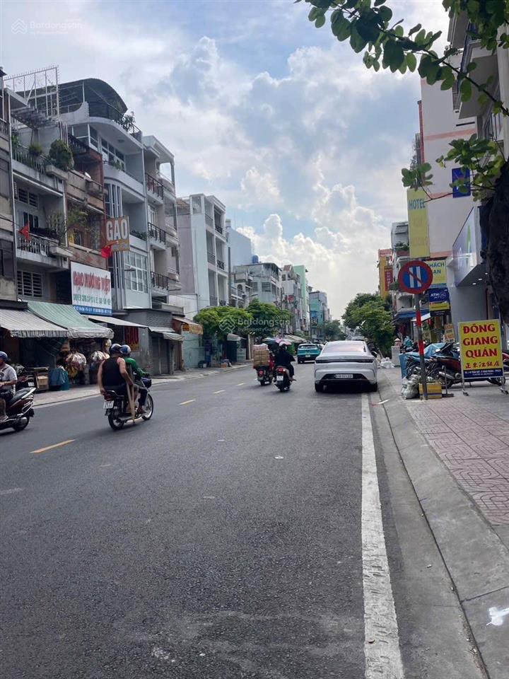 Cần bán nhanh chung cư để vô viện dưỡng lão diện tích 29,5 m2 tầng 1, ngay góc 2 mặt tiền đường
