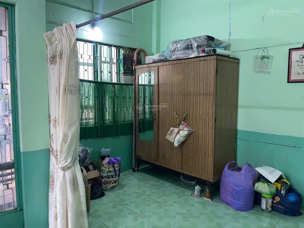 Cần bán nhanh chung cư để vô viện dưỡng lão diện tích 29,5 m2 tầng 1, ngay góc 2 mặt tiền đường