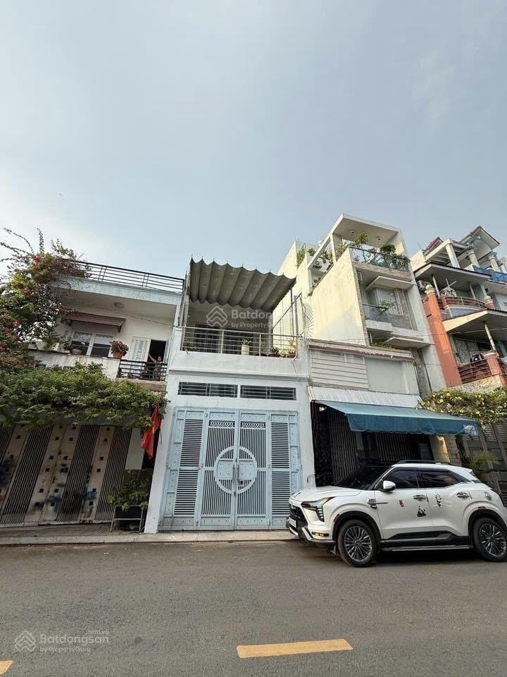 Bán nhà mt nguyễn văn yến, q tân phú  4x18  1 lầu đúc  8.8 tỷ.  0917 861 ***