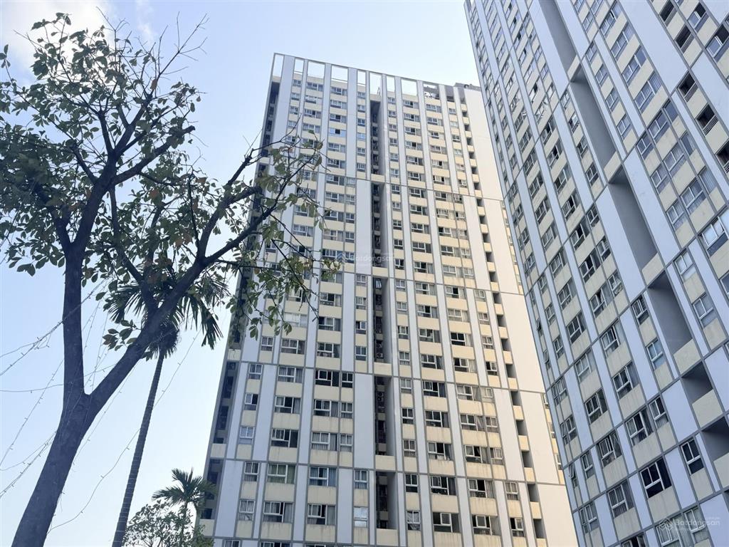 Cần tiền bán gấp căn hộ citi soho 2pn1wc tầng cao sẵn hđ thuê 6 triệu/tháng, sổ hồng