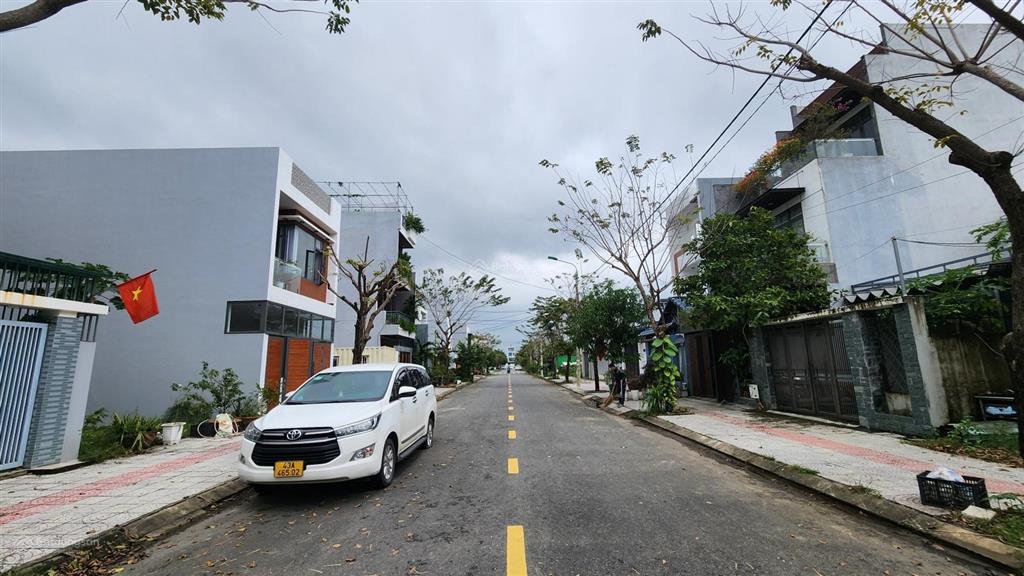 Bán lô hói kiểng 6 nam hòa xuân gần cầu trung lương b2 34 khu điện âm 105m2 tây bắc