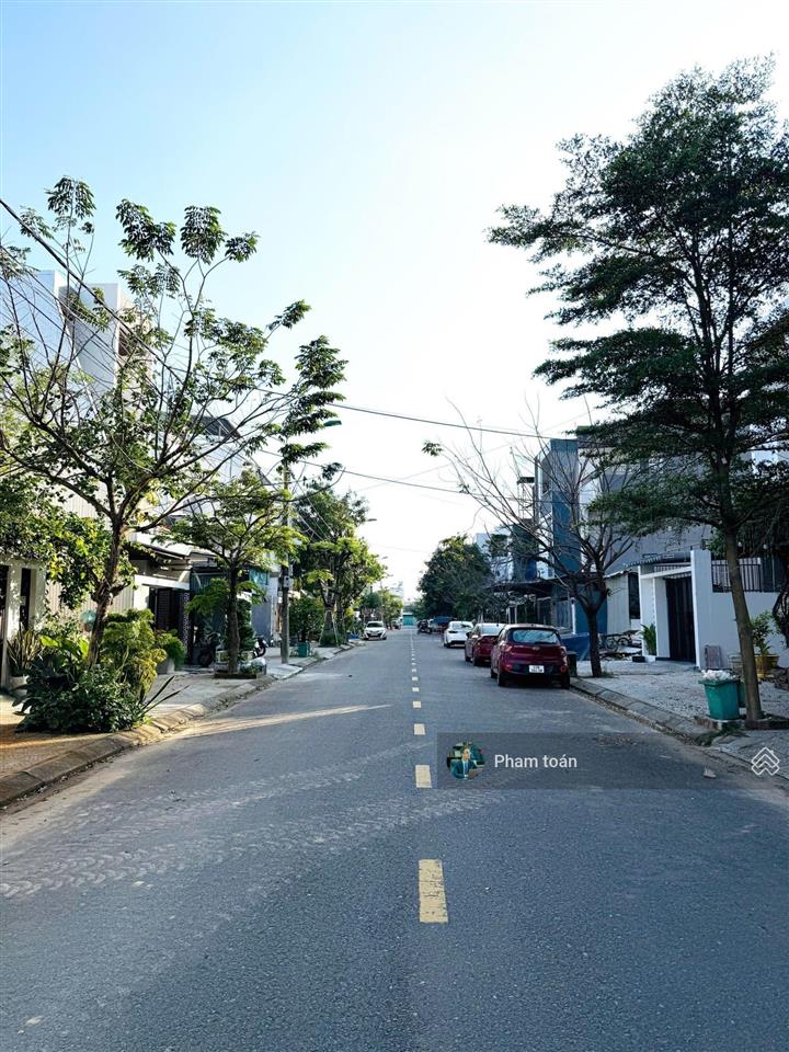 Bán nhanh lô giá tốt đường thanh lương 32, hòa xuân, b1.118 sát lê sỹ tây bắc, lô sạch đường 7m5