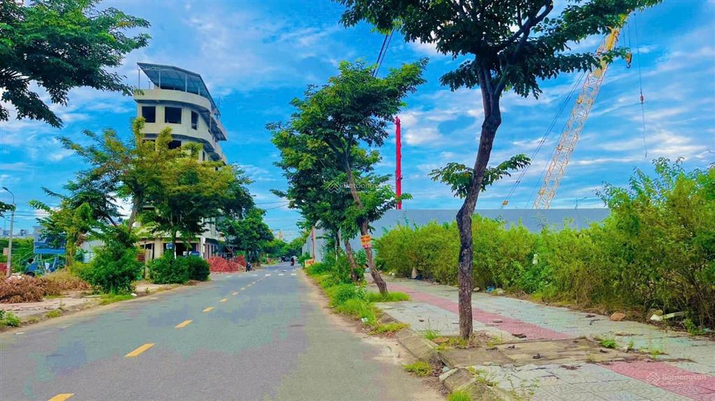 150m mặt tiền phan huỳnh điểu, nam hòa xuân, chỉ 7 tỷ. song song minh mạng tô hoài, đường 7,5
