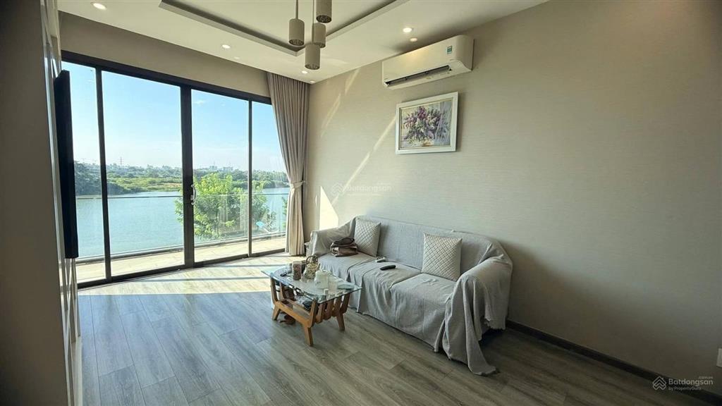 Biệt thự 3 tầng full nội thất đảo nổi view sông cẩm lệ kẹp vệt cây xanh 6pn 5wc