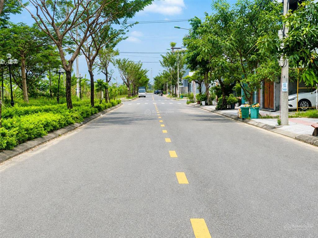Sập hầm chỉ 7,3 tỷ đảo vip trung lương 11 view công viên hiện hữu đường 7m5 100m5 tây bắc