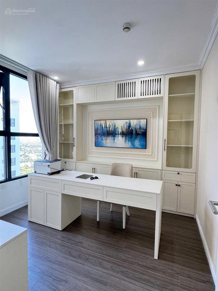 Giá tham khảo tốt trong khu vực fpt plaza 2, loại 2pn 2wc full nội thất mới tầng cao 24 sẵn sổ đỏ