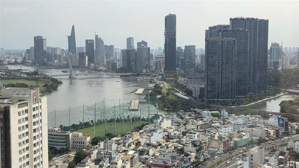 Bán penhouse saigon pearl, 27 tỷ, 236m2, 3pn+3wc, nội thất đầy đủ, view sông + bitexco.