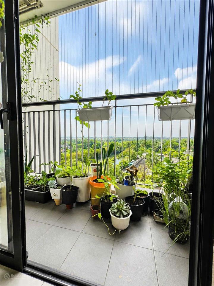 Cho thuê gấp cc 3pn vinhome grand park, giá tốt, có chỗ để xe hơi