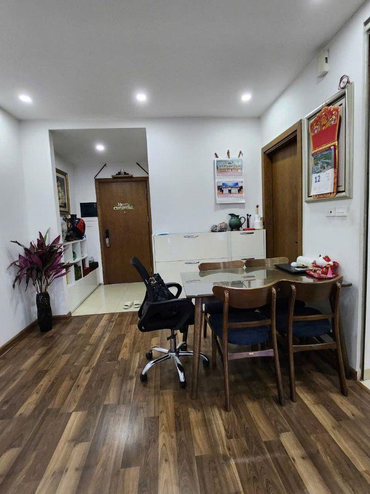 Chính chủ cần tiền bán gấp căn hộ Iris Trần Hữu Dực ,dt 62m,2pn,2 vs, giá 4,8 tỷ bao sang tên