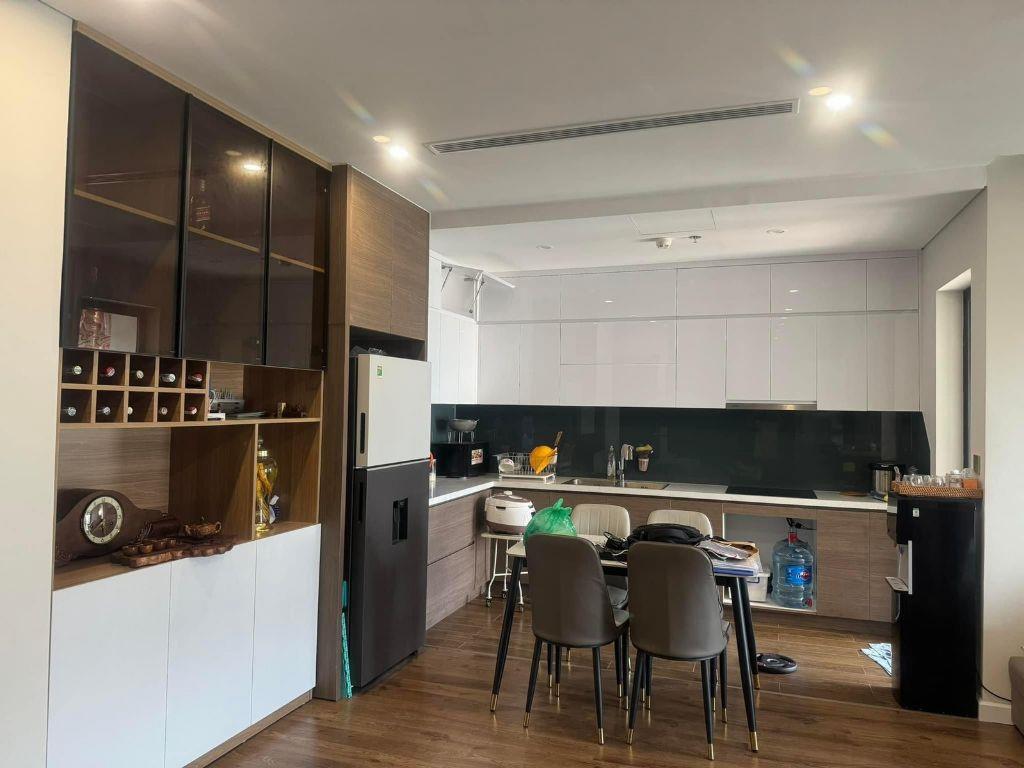 Bán căn hộ tòa X2 Nguyễn Cơ Thạch, 3pn,2 vs, sửa đẹp giá 5,5 tỷ, lh 0983816388