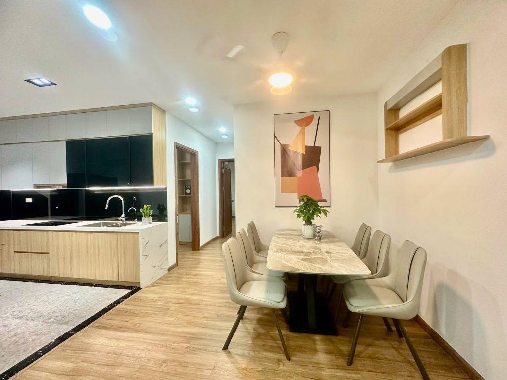 Chính chủ cho thuê biệt thự Mỹ Đình 2, dt 180m,giá 33 tr/th có thương lượng, lh 0983816388