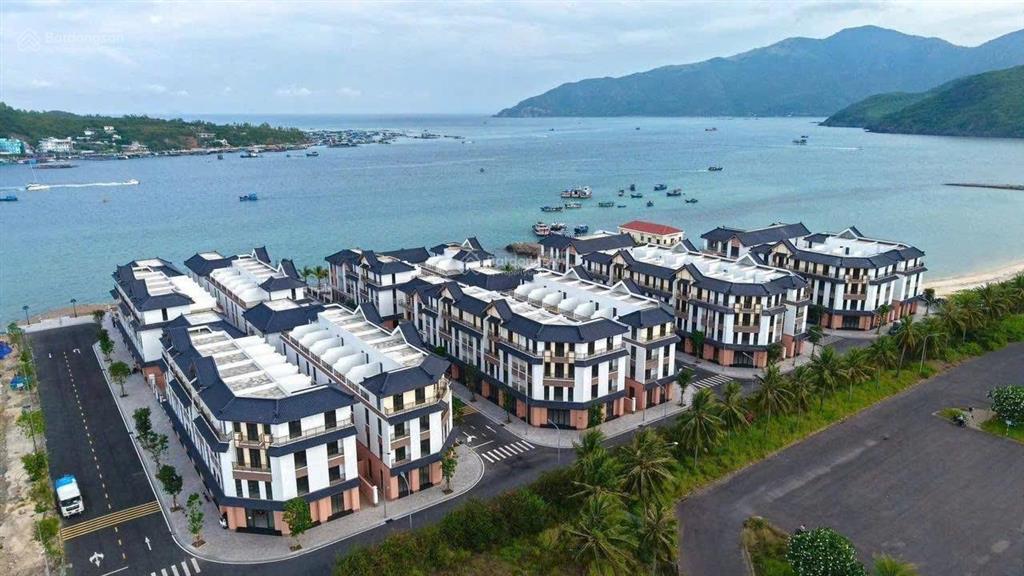 Bán căn góc 4 tầng ,dự án vinhome pearl bay nha trang .giá đầu tư .ngang 6,5m .sở hữu lâu dài