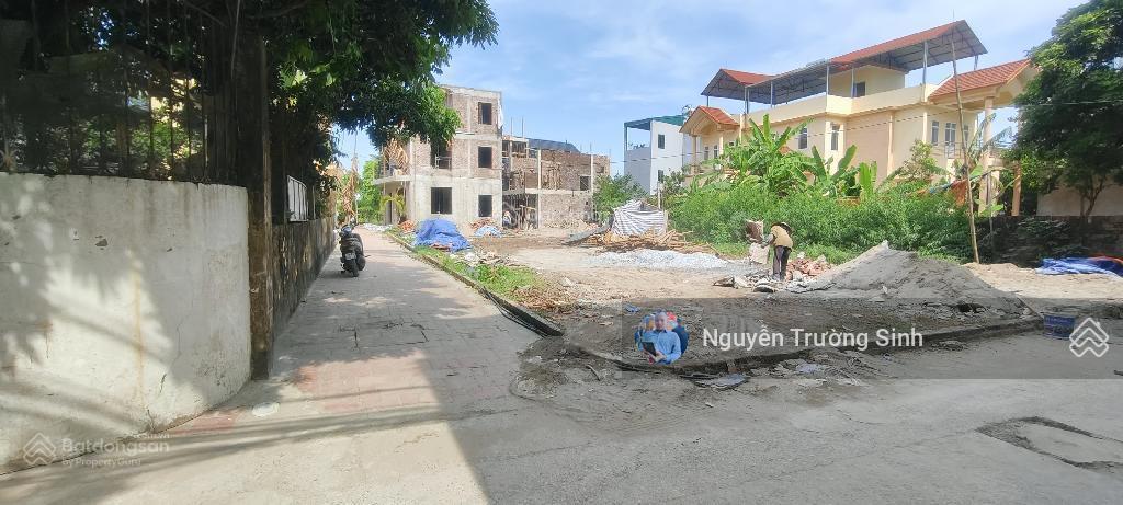 Bán gấp trục chính mai lâm 54,2m2 kinh doanh giá chỉ 5,95 tỷ