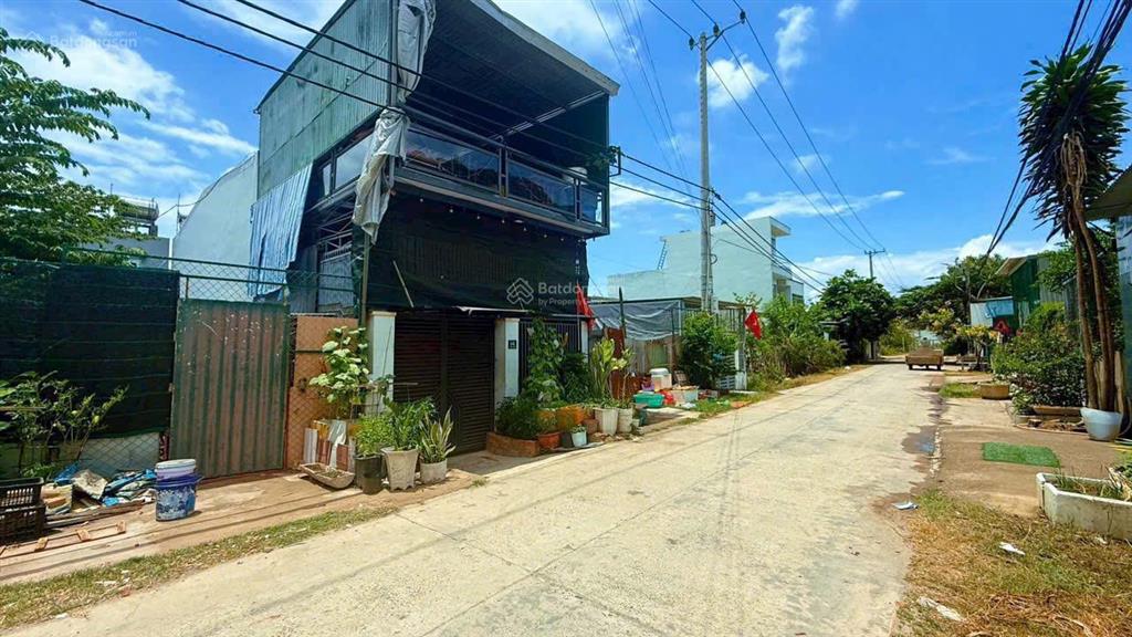 Chính chủ bán lô đất mặt tiền hòn thơm  giá 2 tỷ 350