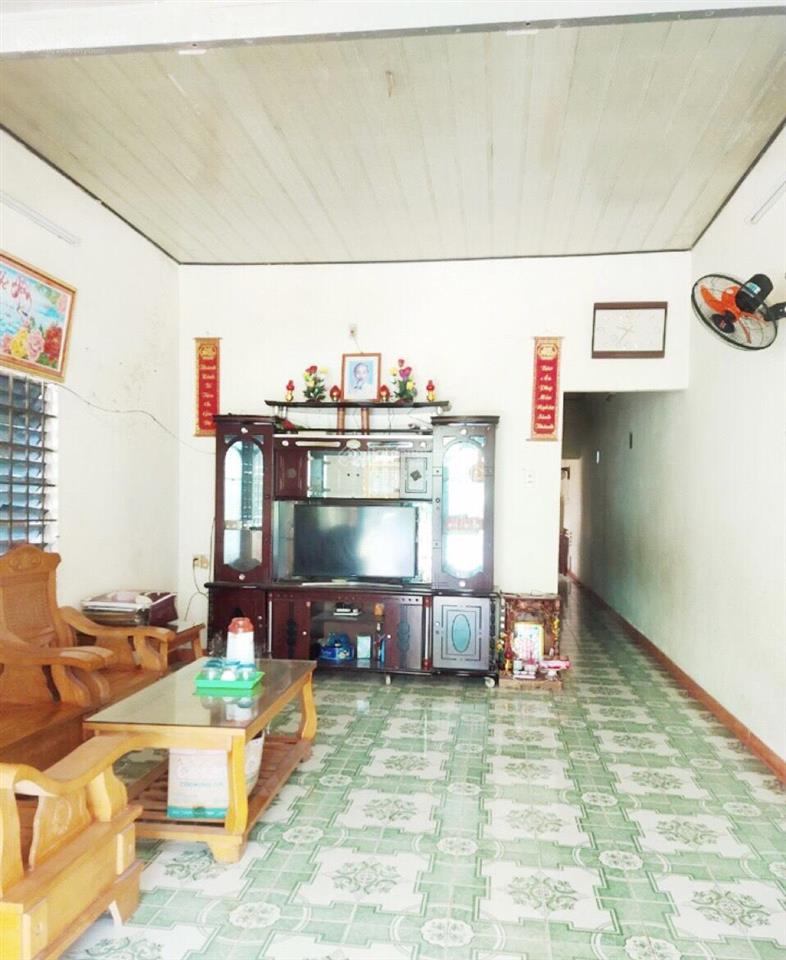 Tôi cần bán nhà cấp 4 gần cầu phú kiểng  xuân ngọc, vĩnh ngọc, nha trang  giá 2 tỷ 5