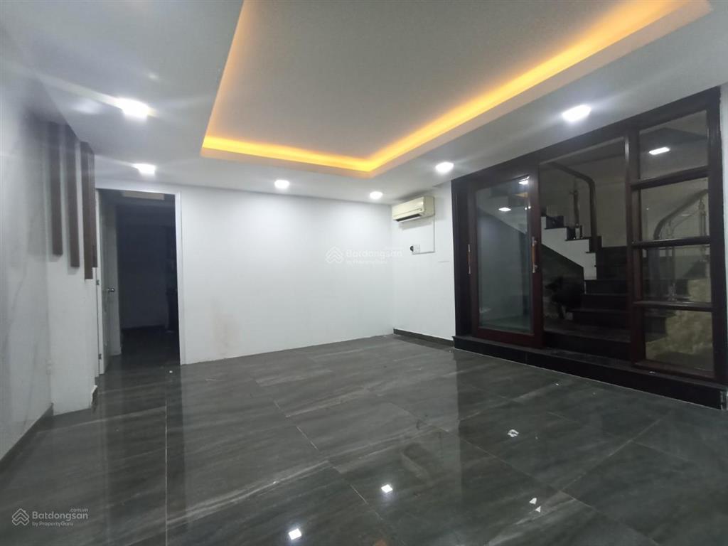 Chính chủ bán nhà 39 mt d5, q. bình thạnh, dt 4.3x20m, gpxd 1 hầm 5 tầng, giá 18 tỷ