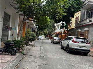 Bán căn nhà 4 tầng thông 2 đầu phố kim đồng, việt trang, tp bn.
dt 86m2.
mt 5m.
hướng đntb.