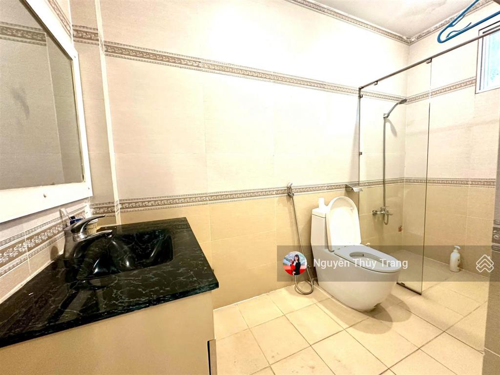 Cần cho thuê căn biệt thự giá tốt tại oasis 1 thuận an, nhà đẹp giống hình  4n 4wc 1 trệt 2 lầu