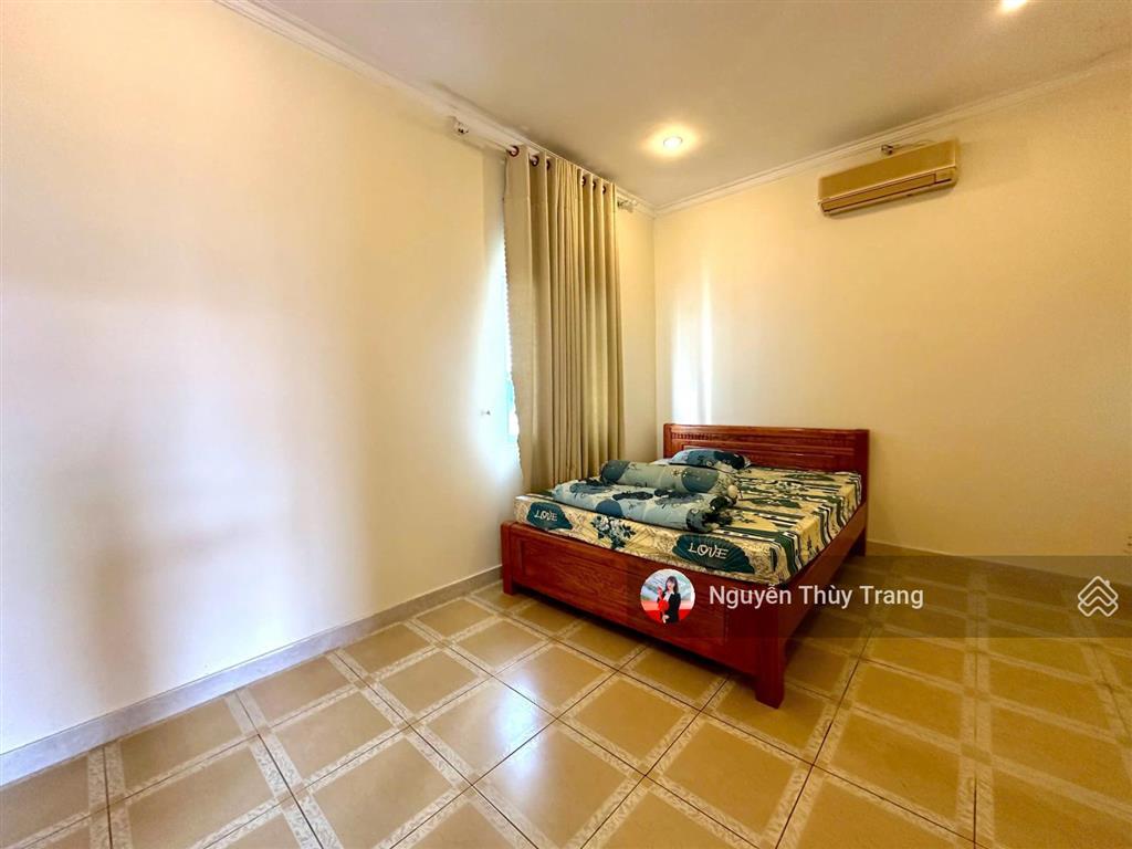 Cần cho thuê căn biệt thự giá tốt tại oasis 1 thuận an, nhà đẹp giống hình  4n 4wc 1 trệt 2 lầu