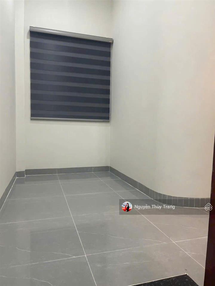 Cho thuê shophouse ven sông cạnh trường đại học việt đức giá chỉ 10 triệu. 3pn full nội thất