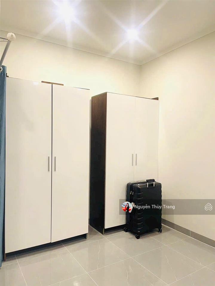 Cho thuê shophouse ven sông cạnh trường đại học việt đức giá chỉ 10 triệu. 3pn full nội thất