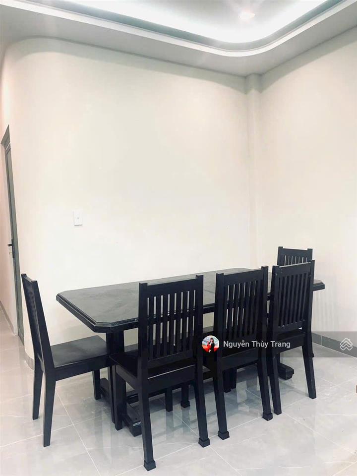 Cho thuê shophouse ven sông cạnh trường đại học việt đức giá chỉ 10 triệu. 3pn full nội thất