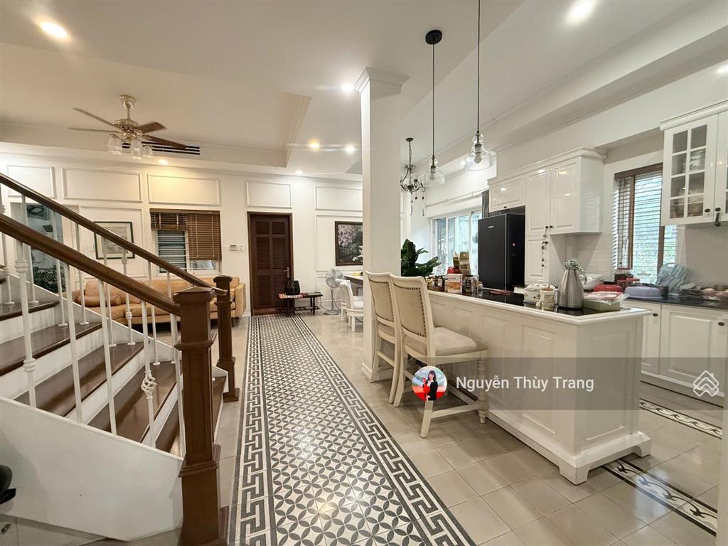 Bán biệt thự góc 2 mặt tiền siêu vip, siêu đẹp đối diện công viên oasis 1thuận an  bình dương