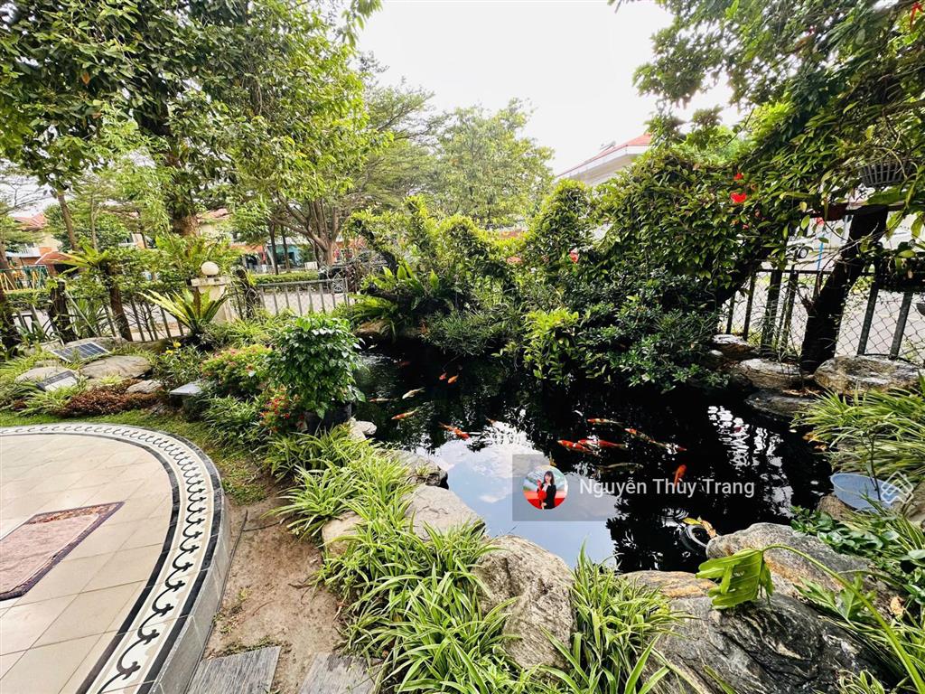 Bán biệt thự góc 2 mặt tiền siêu vip, siêu đẹp đối diện công viên oasis 1thuận an  bình dương