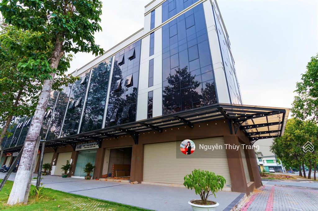 Cho thuê nhà nguyên căn giá tốt, thuận tiện để làm văn phòng kinh doanh mua bán đều đẹp