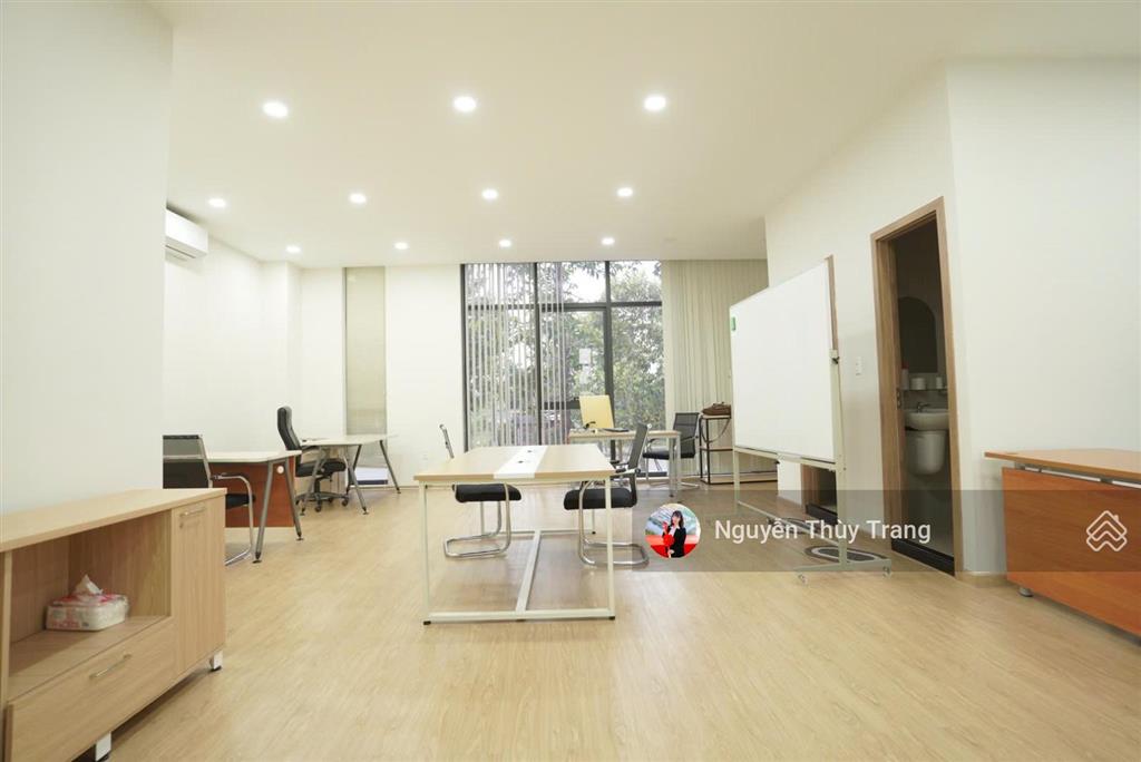 Cho thuê nhà nguyên căn giá tốt, thuận tiện để làm văn phòng kinh doanh mua bán đều đẹp