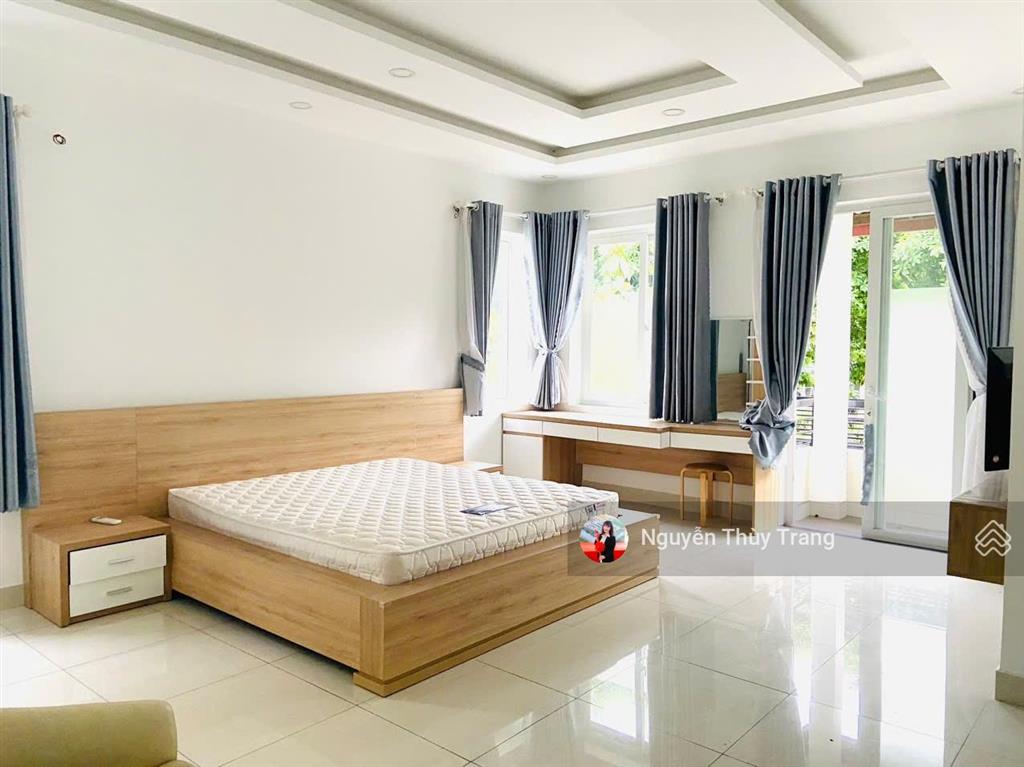 Cho thuê bt tại khu đô thị việt  sing the oasis, 26 triệu/tháng, 300m2, chính chủ giá siêu hời