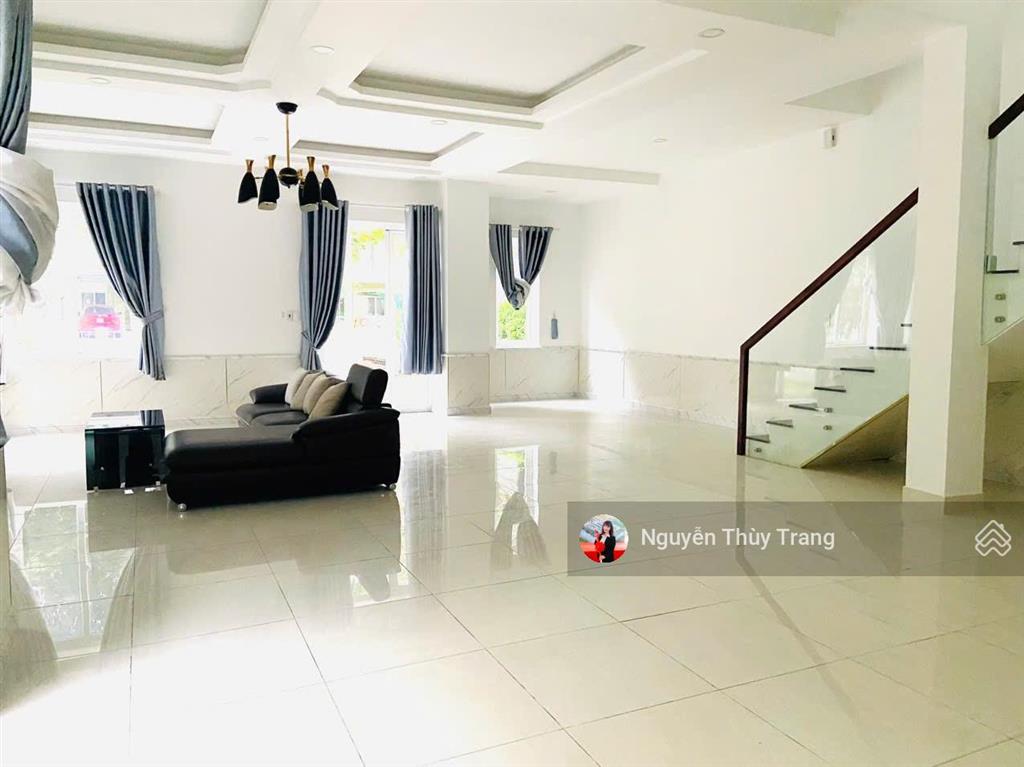 Cho thuê bt tại khu đô thị việt  sing the oasis, 26 triệu/tháng, 300m2, chính chủ giá siêu hời
