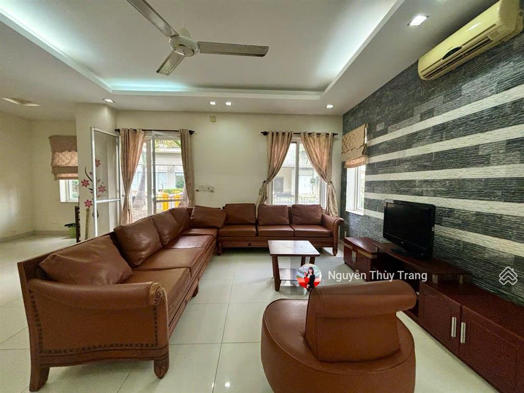 Cần cho thuê căn biệt thự đẹp nhất oasis 3 thuận an 204m2 nhà đẹp i hình  full nội thất đẹp