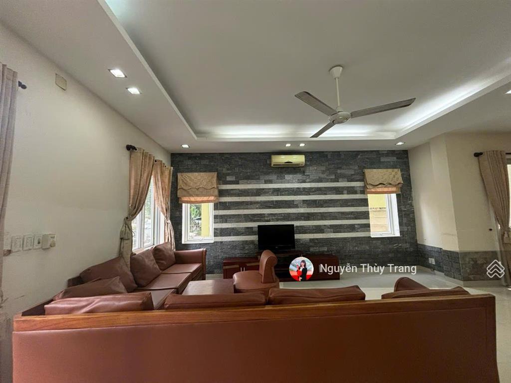 Cần cho thuê căn biệt thự đẹp nhất oasis 3 thuận an 204m2 nhà đẹp i hình  full nội thất đẹp