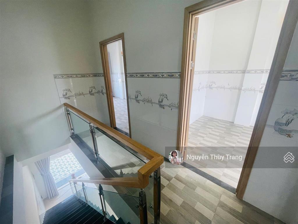 Chủ cần bán gấp căn biệt thự oasis city bến cát 5x16m 2pn giá chỉ 2.150 tỷ, nhà hướng nam