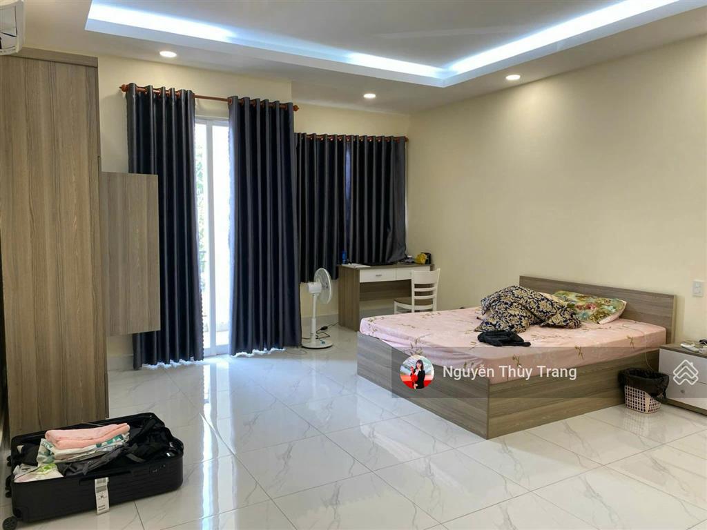 Biệt thự 150m2 hướng nam, nhà đẹp thông thoáng, sẵn hợp đồng thuê nhà 2 năm 18 triệu