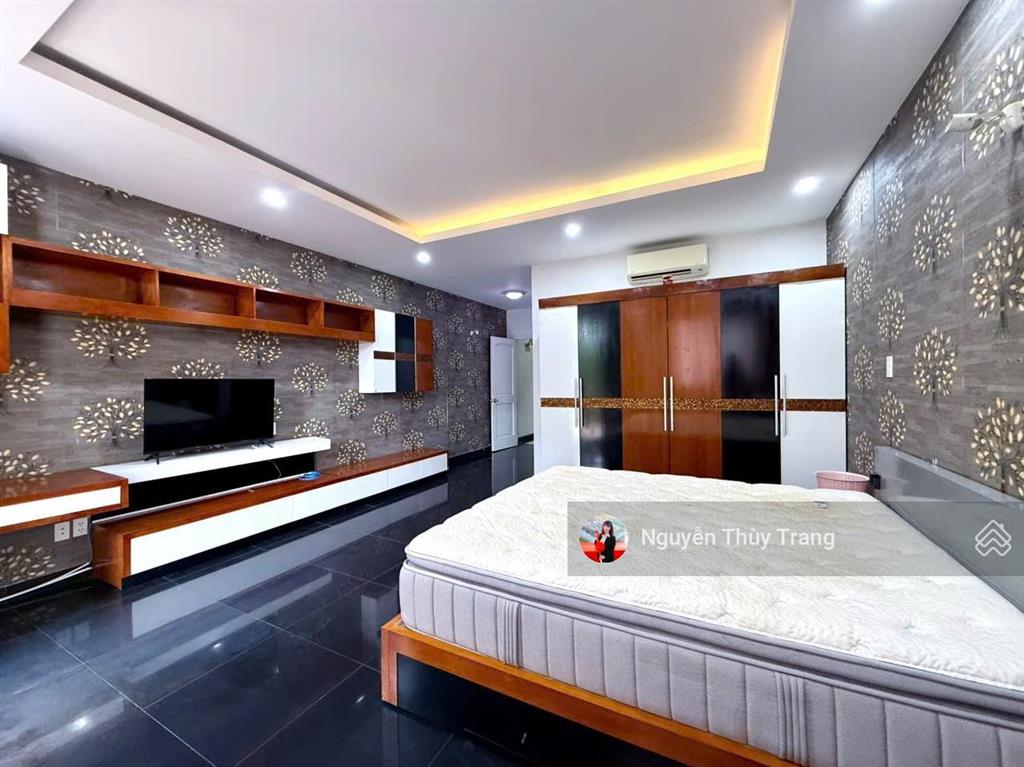 Cần bán biệt thự 150m2 hướng nam nhà đẹp giá tốt tại oasis 2 kế siêu thị aeon mall bd
