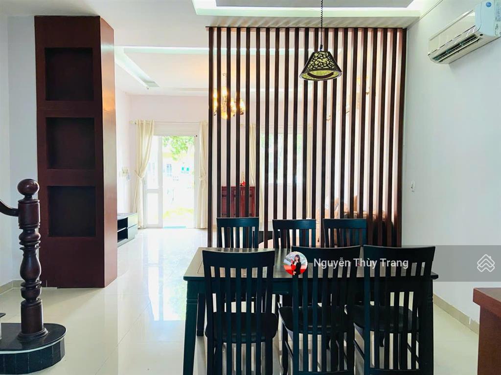Cần bán gấp biệt thự 100m2 tại oasis 1, thuận an, bình dương  1 căn giá rẻ duy nhất nhà đẹp y hình