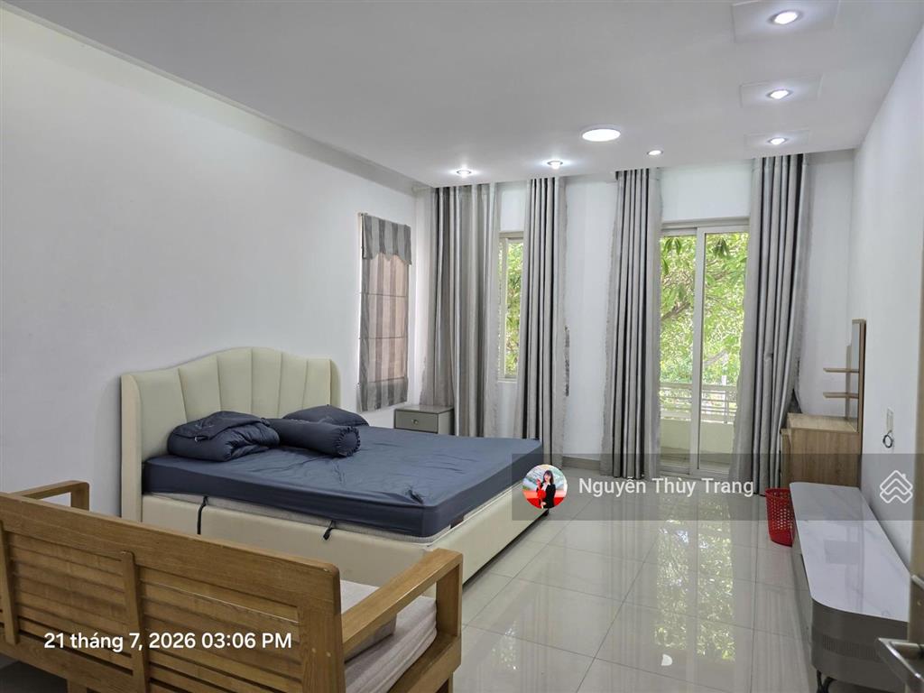 Cho thuê villa đẹp 300m2 tại oasis, kế siêu thị aeon mall bình dương