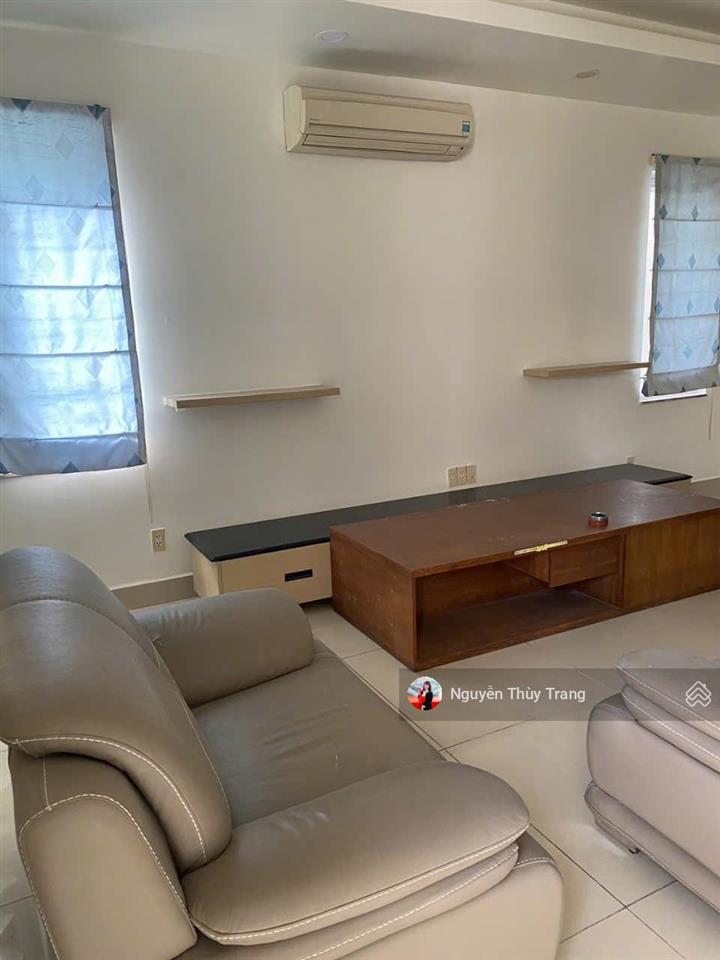 Bán nhanh căn biệt thự 300m2 hướng nam giá đầu tư mua lời ngay, sẵn thu nhập