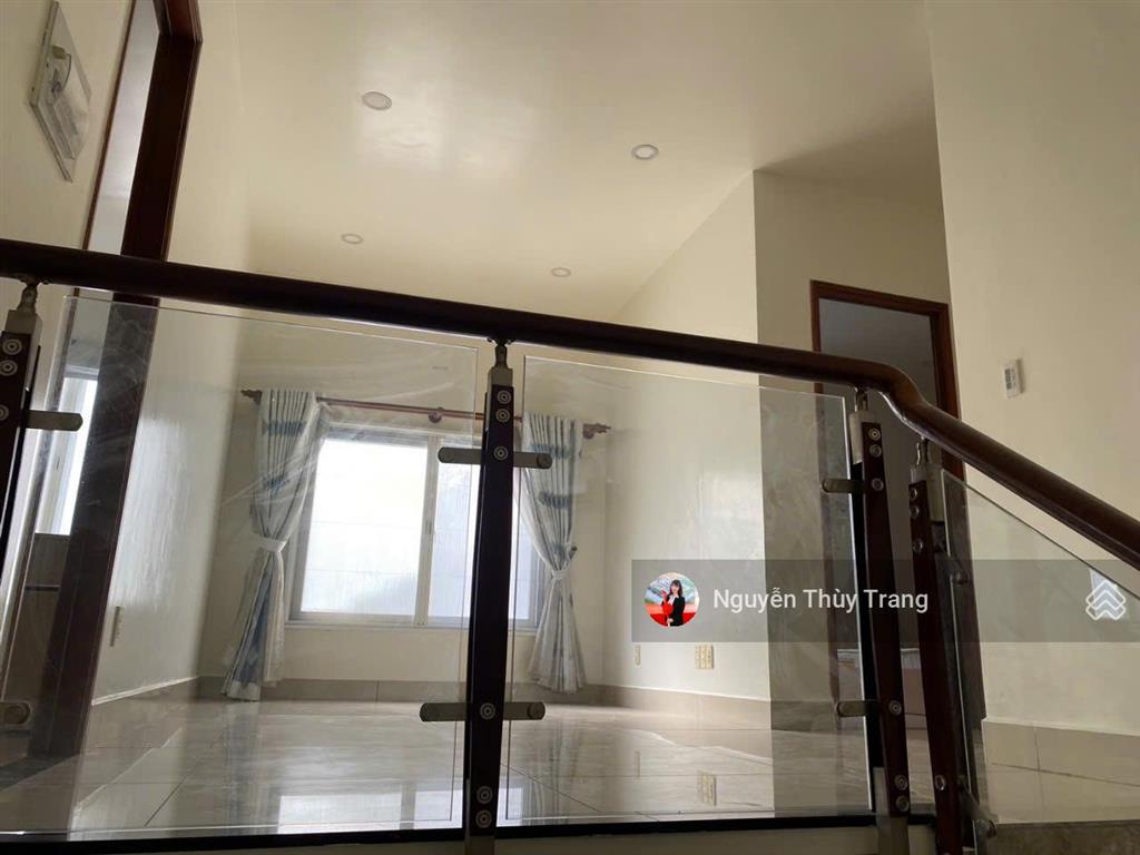 Bán nhanh căn biệt thự 300m2 hướng nam giá đầu tư mua lời ngay, sẵn thu nhập